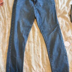 LOFT Women's Skinny Jeans in Blue